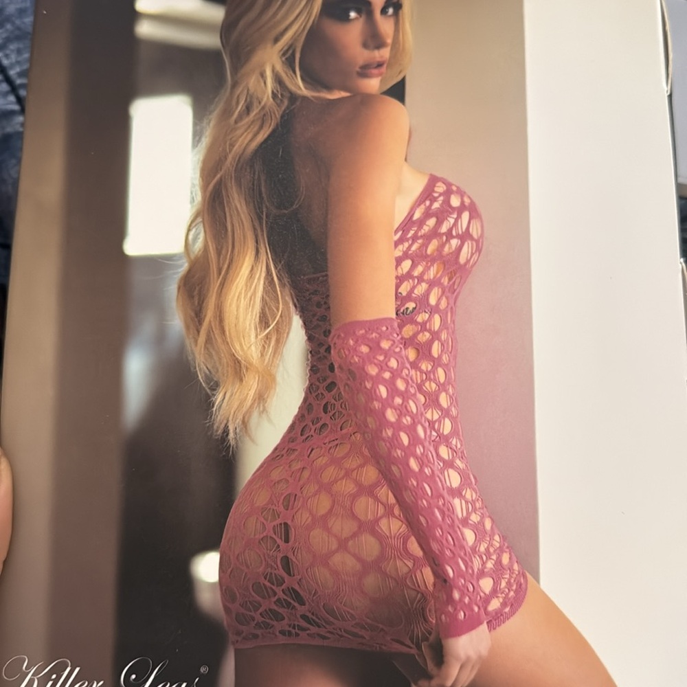 Nighty - Picture 2 of 2